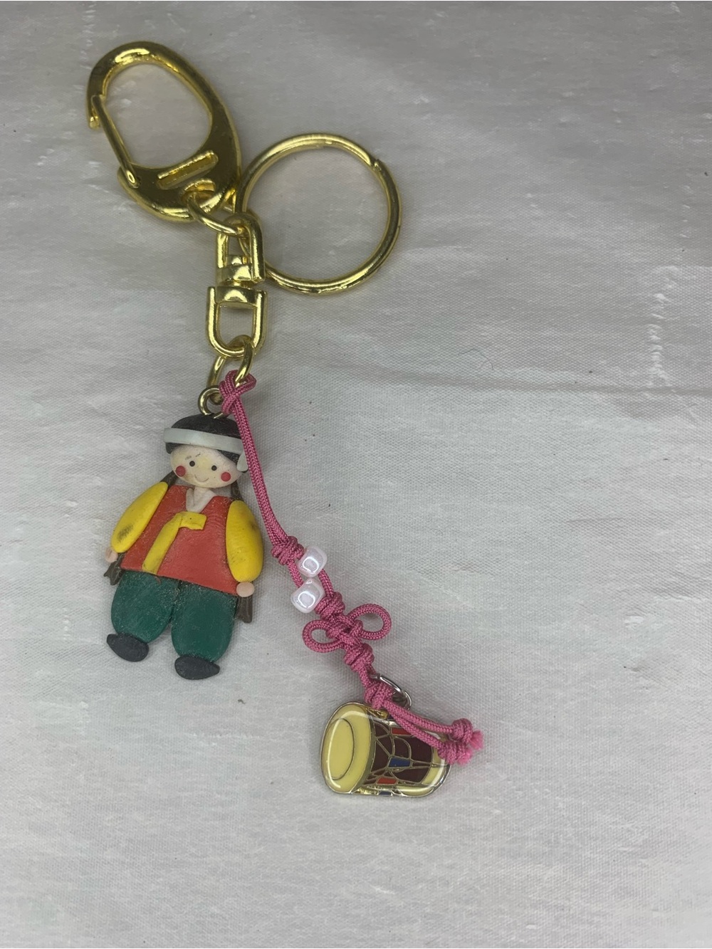 Cute Japanese Doll & Drum Key Holder Keychain – Pink and Yellow Accent